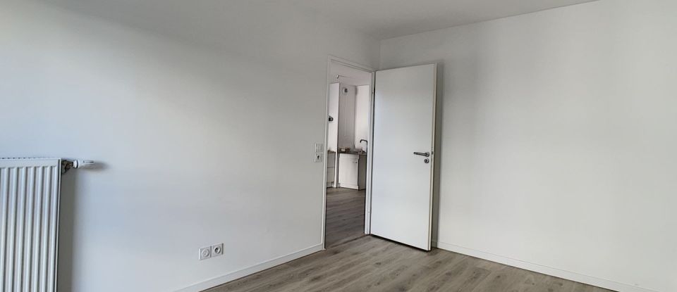 Apartment 2 rooms of 38 m² in Chelles (77500)