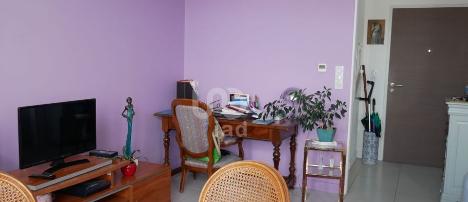 Apartment 2 rooms of 48 m² in Rochefort (17300)