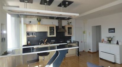 Appartement 3 pièces de 53 m² à Contes (06390)