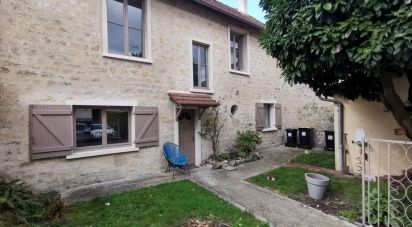 House 6 rooms of 120 m² in Valmondois (95760)