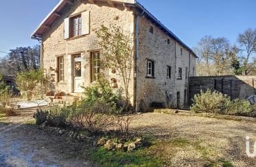 House 5 rooms of 160 m² in Vivonne (86370)