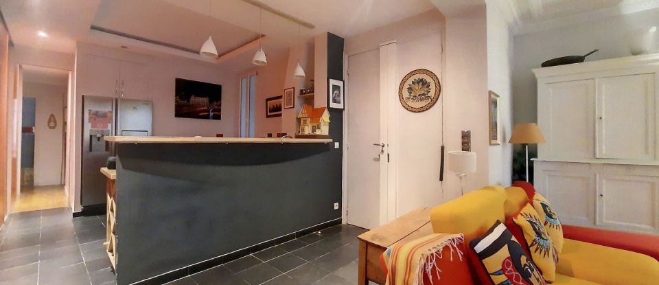 Appartement 4 pièces de 95 m² à Paris (75018)