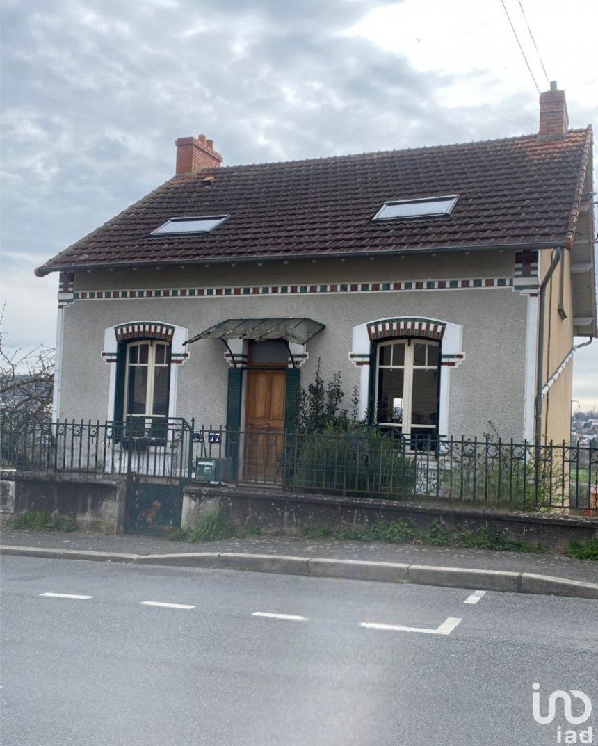 Maison traditionnelle 4 pièces de 105 m² à Montluçon (03100)