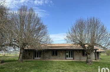 House 3 rooms of 145 m² in Vélines (24230)