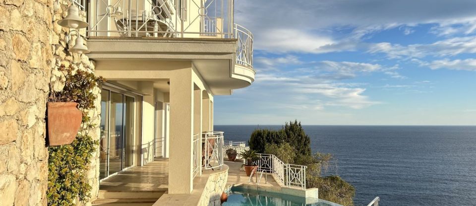 House 9 rooms of 320 m² in Nice (06000)