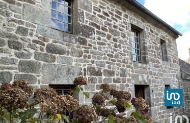 House 4 rooms of 90 m² in Locronan (29180)