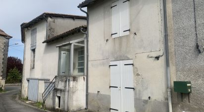 House 8 rooms of 206 m² in Montboyer (16620)