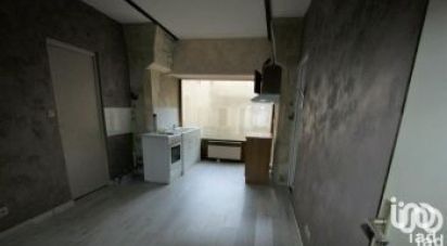Apartment 3 rooms of 98 sq m in Tonnerre (89700)