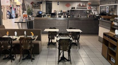 Brasserie-type bar of 160 m² in Saint-Gilles (30800)