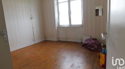 House 3 rooms of 120 m² in Montluçon (03100)