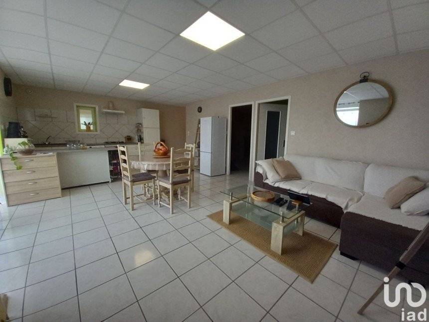 Maison 3 pièces de 64 m² à Charmes-sur-l'Herbasse (26260)