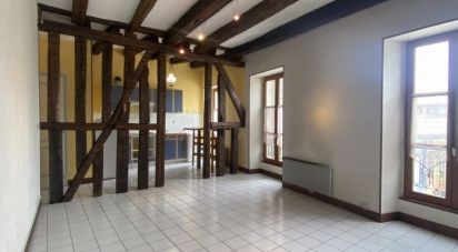 Apartment 2 rooms of 53 m² in Bourges (18000)