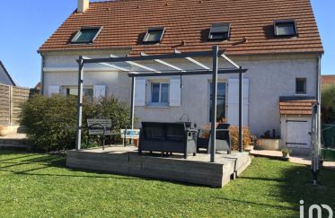House 8 rooms of 143 m² in Égly (91520)