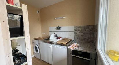 Apartment 2 rooms of 48 m² in Châteauroux (36000)