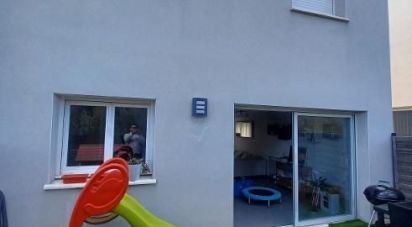 Maison 4 pièces de 84 m² à Balaruc-les-Bains (34540)