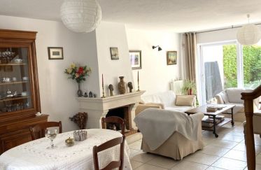 House 5 rooms of 122 m² in Nantes (44100)