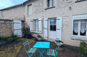 House 4 rooms of 90 m² in Montreuil-Bellay (49260)