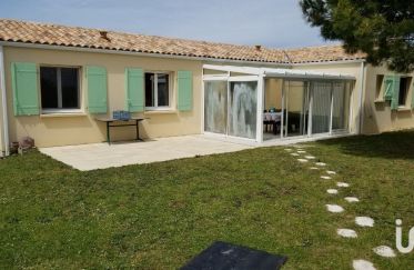 House 4 rooms of 92 m² in Thairé (17290)