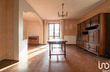 Apartment 3 rooms of 72 m² in Saint-Affrique (12400)