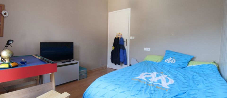 Apartment 4 rooms of 79 m² in Millau (12100)