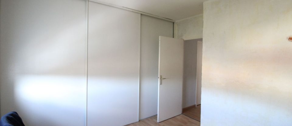 Apartment 4 rooms of 79 m² in Millau (12100)