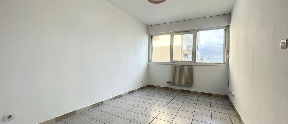 Apartment 4 rooms of 86 m² in Marnaz (74460)