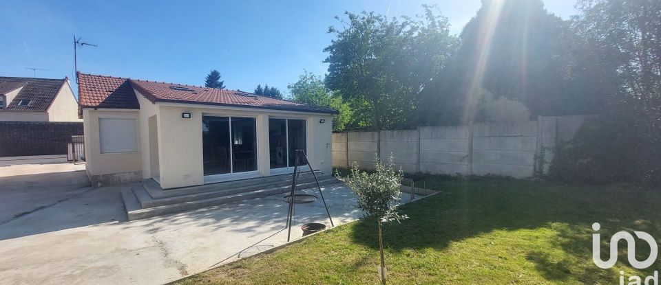 House 3 rooms of 75 m² in Claye-Souilly (77410)