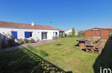 House 4 rooms of 83 m² in Bellevigny (85170)