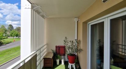 Apartment 3 rooms of 67 m² in Tours (37100)