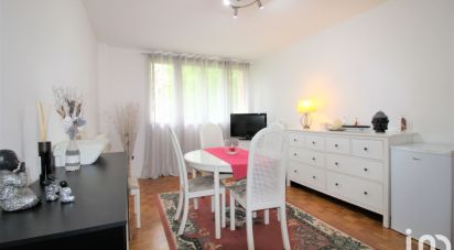 Appartement 3 pièces de 56 m² à Combs-la-Ville (77380)
