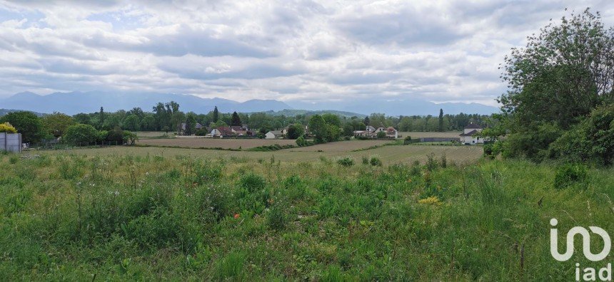 Land of 662 m² in Bordes (64510)