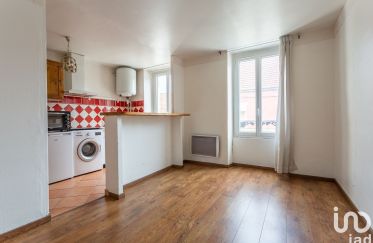 Apartment 3 rooms of 46 sq m in Corbeil-Essonnes (91100)