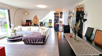 Appartement 4 pièces de 84 m² à Larmor-Plage (56260)