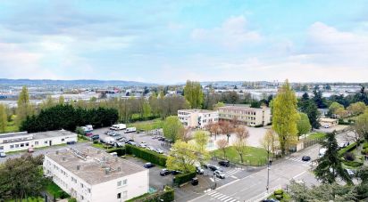 Apartment 4 rooms of 80 m² in Chilly-Mazarin (91380)