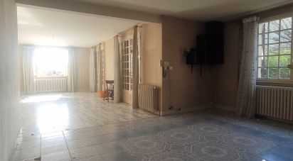 House 4 rooms of 180 m² in Bassens (33530)