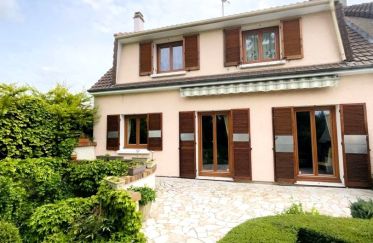 House 7 rooms of 165 m² in Sevran (93270)