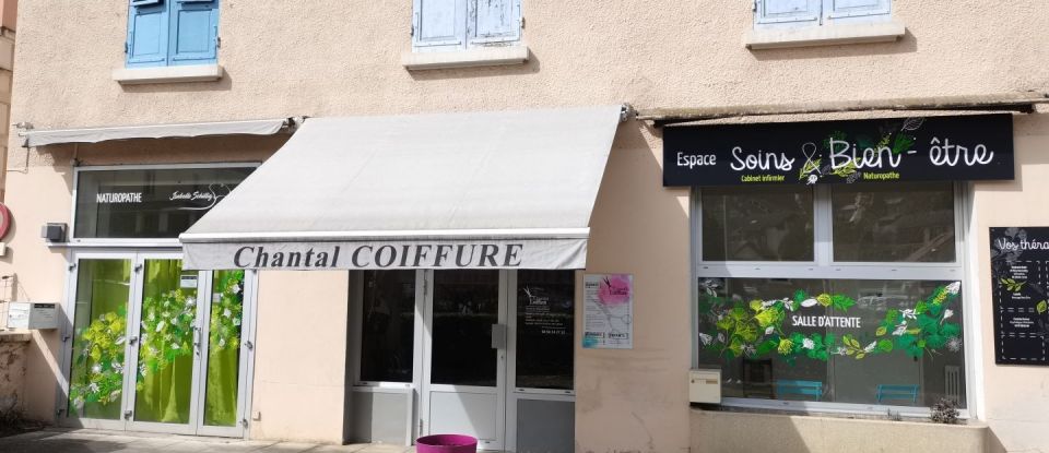 Retail property of 33 m² in URIAGE (38410)