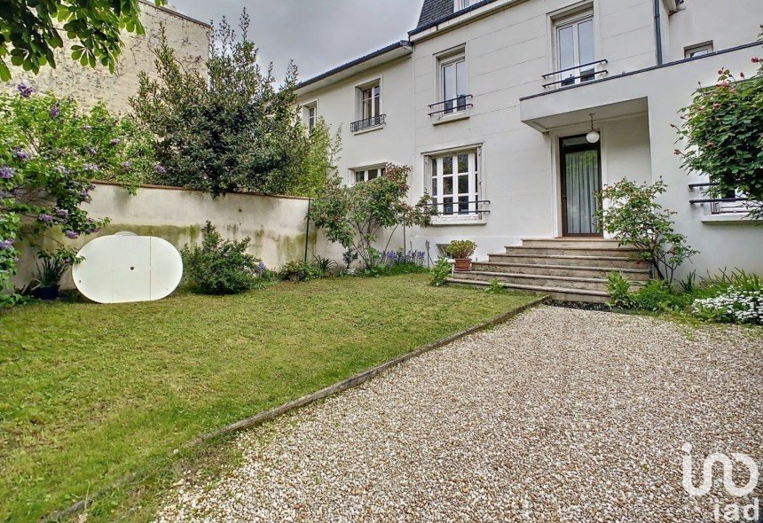 Maison 8 pièces de 180 m² à La Garenne-Colombes (92250)