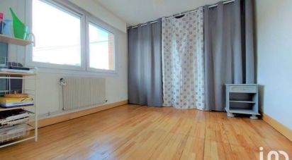 House 4 rooms of 82 m² in Auchel (62260)