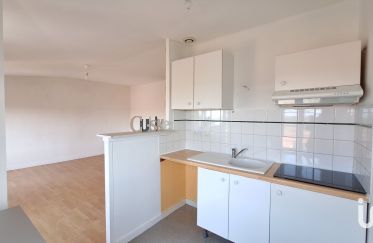 Apartment 3 rooms of 55 m² in Rochefort (17300)