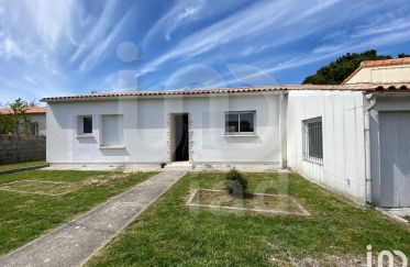 House 4 rooms of 95 m² in Arvert (17530)