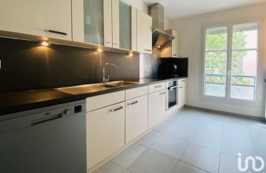 Apartment 4 rooms of 88 m² in Belfort (90000)