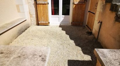 House 5 rooms of 192 m² in Coussay-les-Bois (86270)