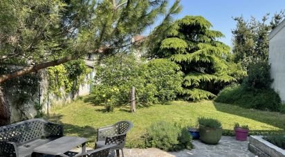 House 5 rooms of 220 m² in Maisons-Alfort (94700)