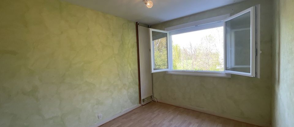 Apartment 4 rooms of 92 m² in Châteauroux (36000)