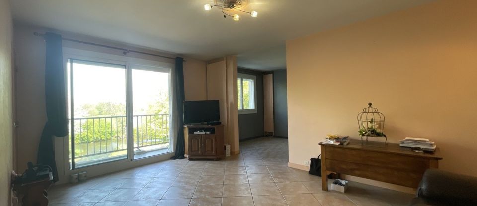 Apartment 4 rooms of 92 m² in Châteauroux (36000)