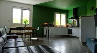 Apartment 3 rooms of 72 m² in Ris-Orangis (91130)
