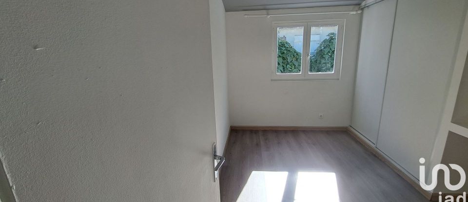 Apartment 5 rooms of 87 m² in Le Tampon (97430)