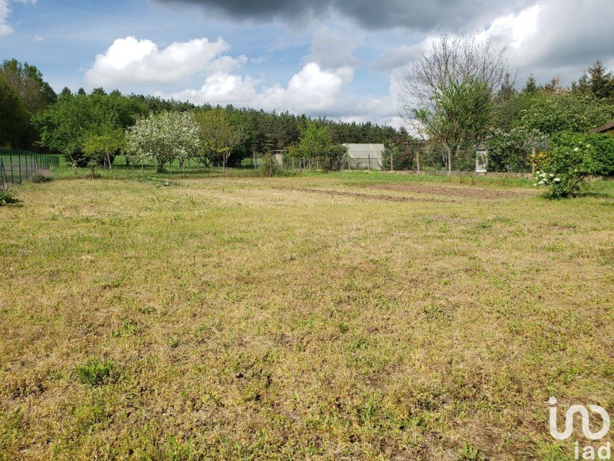 Terrain de 1 316 m² à Montfort-le-Gesnois (72450)