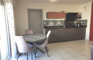 Apartment 3 rooms of 60 sq m in Nîmes (30000)